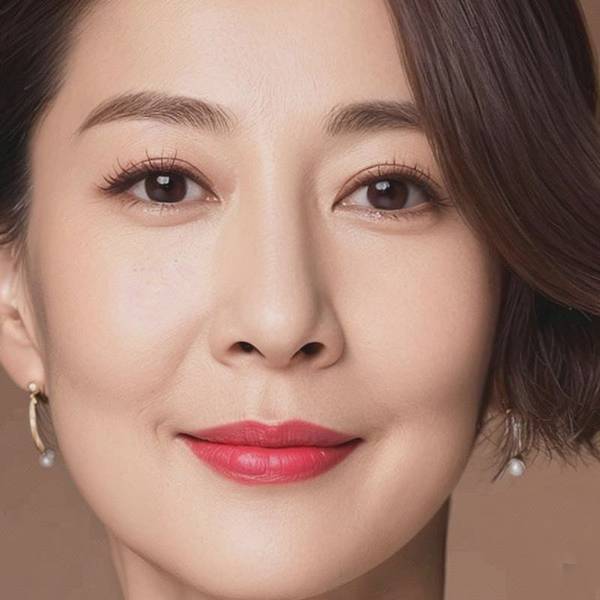 黃皮膚適合什么顏色口紅，黃皮膚口紅選色指南，實用顯白美妝全解析